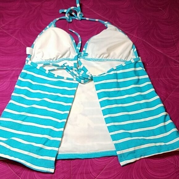 ✔ 5 for $25 Old Navy Tankini size small - Picture 2 of 3